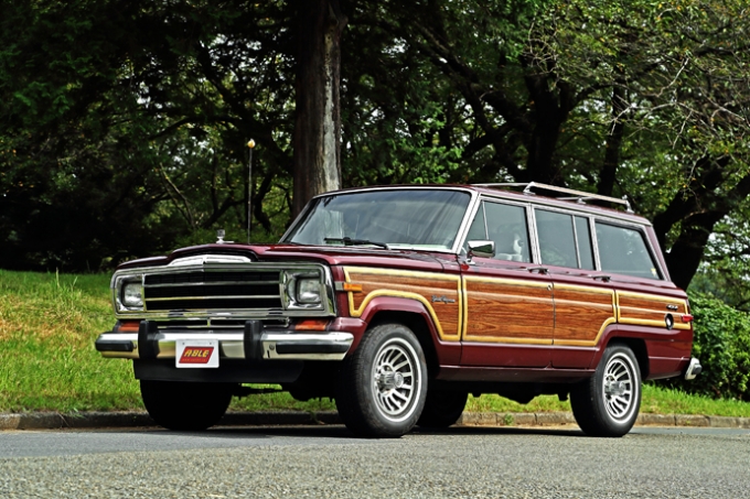 ジープグランドワゴニア Jeep Grand Wagoneer アメ車と逆輸入車の総合情報サイト アメ車ワールド Amesha World