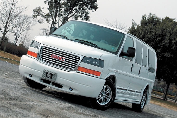 GMC サバナ | アメ車と逆輸入車の総合情報サイト アメ車ワールド