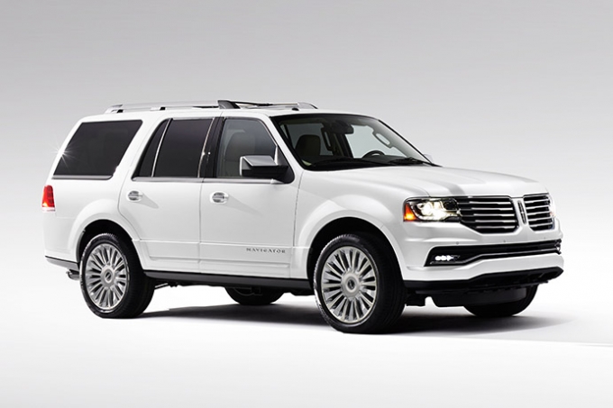 速報】2015 リンカーンナビゲーター (LINCOLN NAVIGATOR) | アメ車と逆