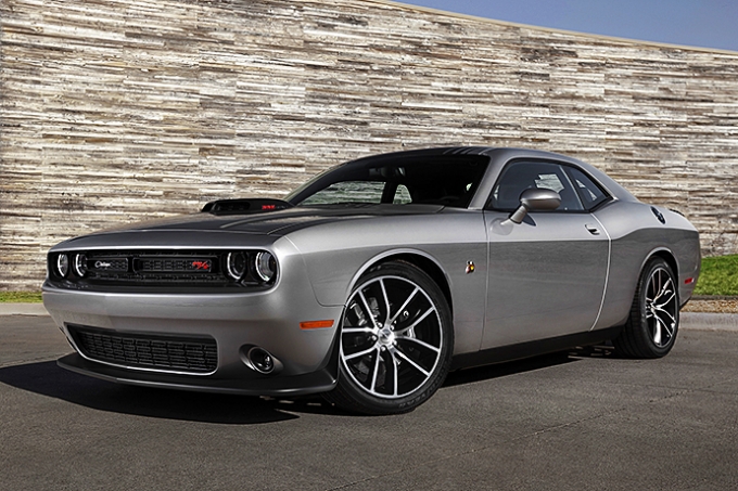 2015 ダッジチャレンジャー (DODGE CHALLENGER) | アメ車と逆輸入車の総合情報サイト アメ車ワールド｜Amesha-World