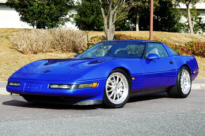 シボレーコルベットC4 (CHEVROLET CORVETTE) | アメ車と逆輸入車の総合情報サイト アメ車ワールド｜Amesha-World