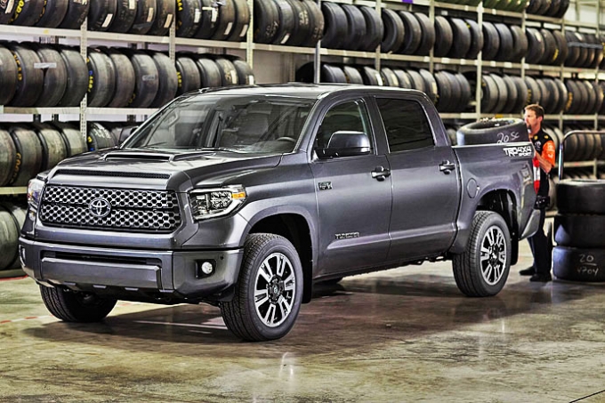 2018 トヨタタンドラ & セコイア TRD スポーツ | アメ車と逆輸入車の