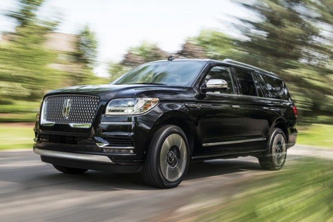 2018 リンカーンナビゲーター (LINCOLN NAVIGATOR) | アメ車と逆輸入車の総合情報サイト アメ車ワールド｜Amesha-World