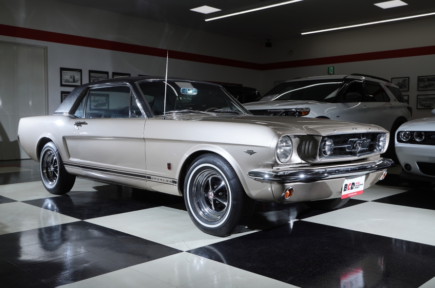 1965 フォードマスタングGT 2ドアハードトップ | アメ車と逆輸入車の